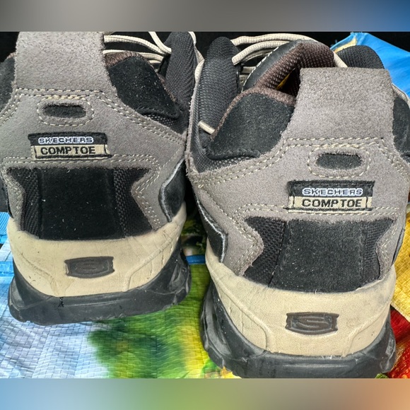 Sketchers Relaxed Fit Slip Resistant Work Boot - Picture 3 of 5